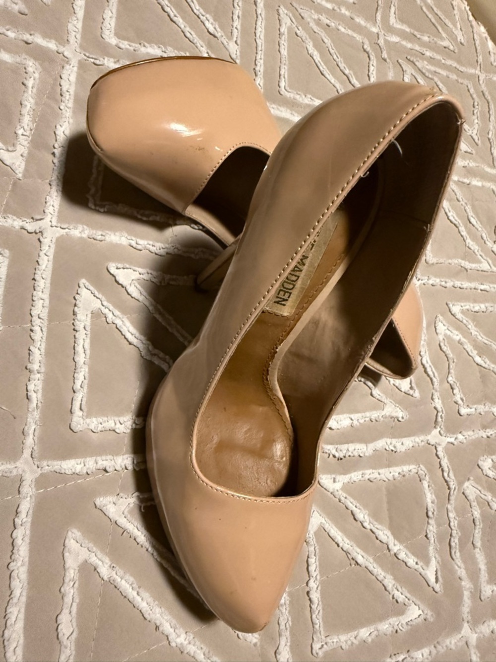 Steve Madden Blush Patent Leather Pointed Toe Pumps